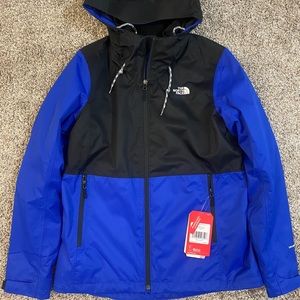North Face Coat “DRYVENT”